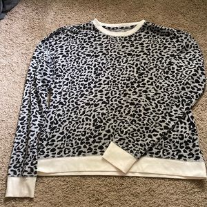 ZYIA Crewneck Sweater black gray animal printer sweatshirt